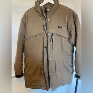 Vintage style women’s oversized REI neutral coat